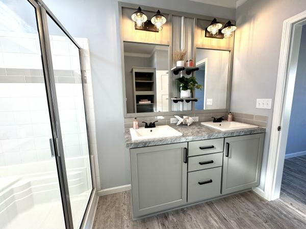 2024 340LD24522A - RAFAEL  Home