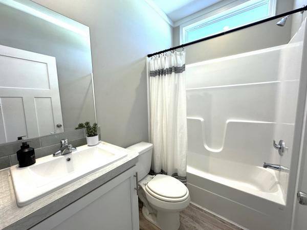 2024 340LD24522A - RAFAEL  Home