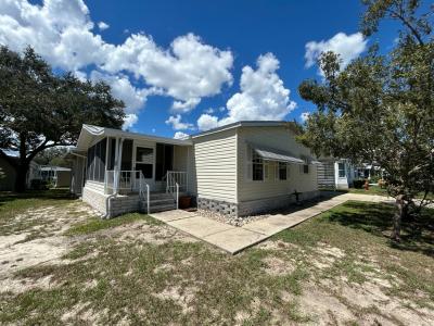 Photo 3 of 18 of home located at 475 Petunia Drive Fruitland Park, FL 34731