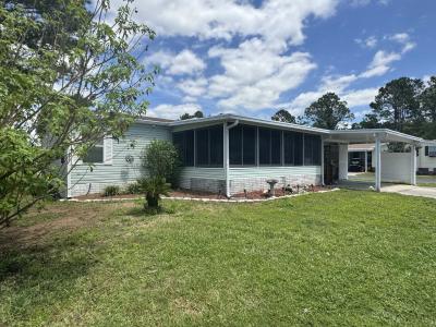 Photo 3 of 22 of home located at 1183 SE Nature Coast Ln #358 Crystal River, FL 34429