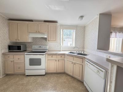 Photo 4 of 12 of home located at 1908 SE Buddy Ave Crystal River, FL 34429