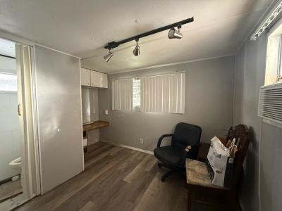 Photo 5 of 24 of home located at 607 American Way Lakeland, FL 33815