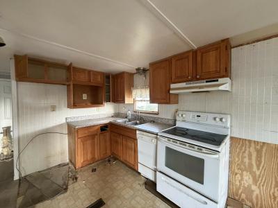 Photo 3 of 17 of home located at 512 Empire Ave Lakeland, FL 33815