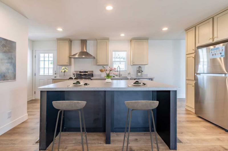 View 1336 Birchview Drive