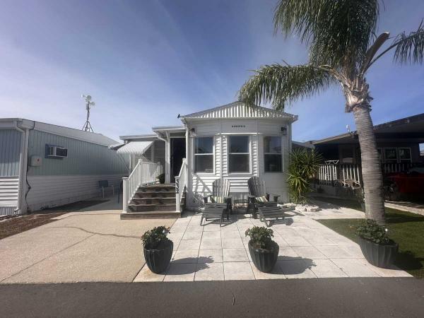 Photo 1 of 2 of home located at 8225 Arevee Dr, Lot 332 New Port Richey, FL 34653