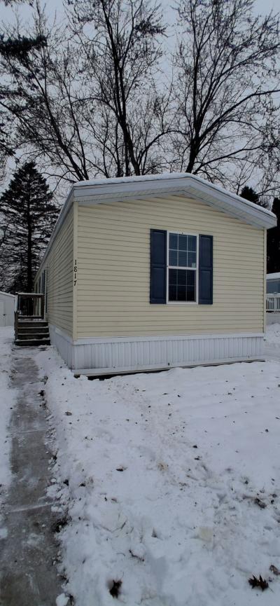 Mobile Home at 1817 Aldrin Ct Milford, MI 48381