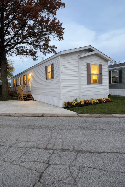 Photo 2 of 46 of home located at 534 E 37th Ave #254 Hobart, IN 46342