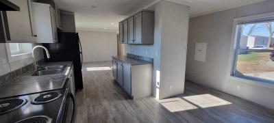 Mobile Home at 314 7th St Ferrelview, Mo 64163 Ferrelview, MO 64163