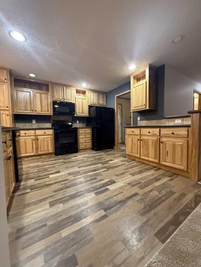 Photo 5 of 54 of home located at N114W20951 Meadowbrook Lane Germantown, WI 53022