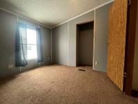 1992 Fairmaont Manufactured Home