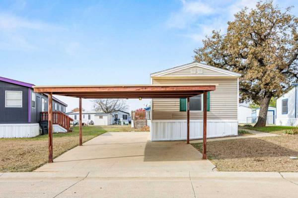 Photo 1 of 2 of home located at 5040 Lake Arlington Rd Fort Worth, TX 76119