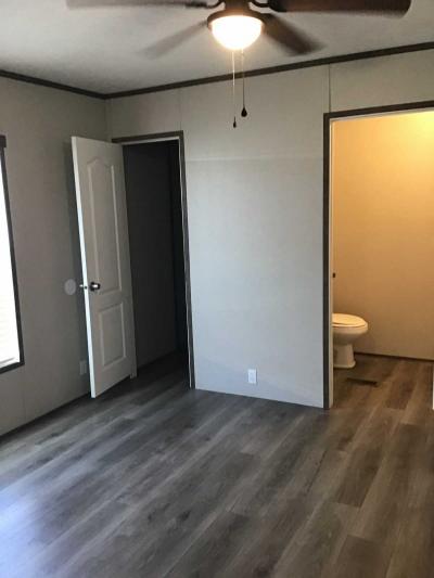 Photo 3 of 6 of home located at 601 James St Rossville, GA 30741