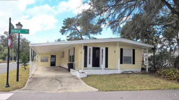 Photo 1 of 2 of home located at Hacienda Village Mobile Home Park 82 Bonita Cir Casselberry, FL 32708