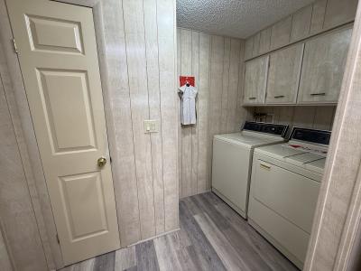 Photo 5 of 15 of home located at 411 Birch Drive Sebring, FL 33876