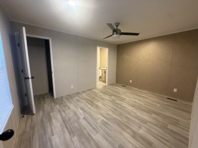 Photo 4 of 8 of home located at 7794 Kimberly Newport, MI 48166