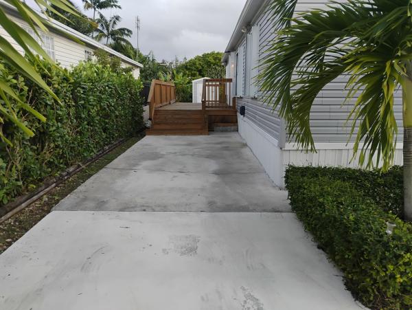 2000 Fleetwood 82184557 Mobile Home