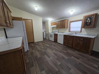 Photo 4 of 8 of home located at 121 Pineview Drive Flint, MI 48506