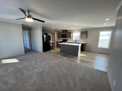 Photo 2 of 11 of home located at 40102 N Tothill Cir Sterling Heights, MI 48310