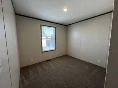 Photo 5 of 9 of home located at 5158 W Tothill Cir Sterling Heights, MI 48310