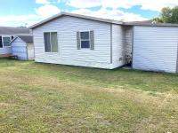 1999 Commodore NY40951AB Mobile Home