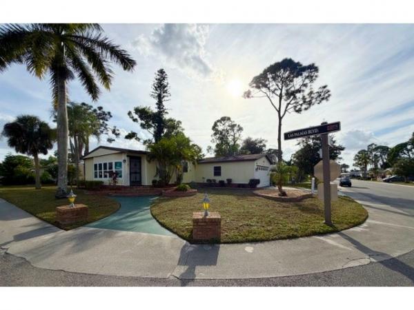 Photo 1 of 2 of home located at 841 Via Del Sol North Fort Myers, FL 33903