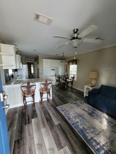 Photo 4 of 10 of home located at 12044 E. Sr 78 Lot 005 Moore Haven, FL 33471