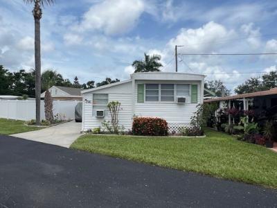 Photo 3 of 29 of home located at 3528 14th Street West #B017 Bradenton, FL 34205