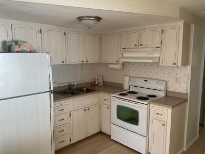 Photo 4 of 11 of home located at 3901 Bahia Vista St. #623 Sarasota, FL 34232