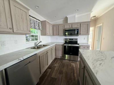 Photo 5 of 20 of home located at 3447 S.w. 50th Lane Davie, FL 33314