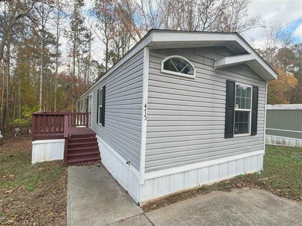 2017 Clayton Homes Inc Yes Mobile Home