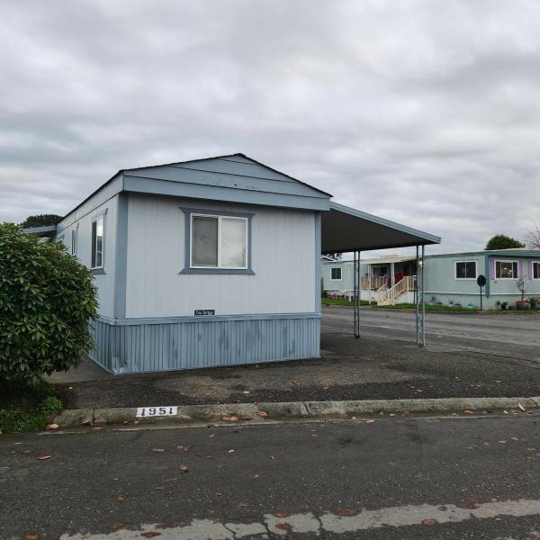 1985 BaySprings Mobile Home For Sale