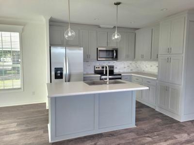 Photo 4 of 20 of home located at 6429 Forest Lake Dr. Zephyrhills, FL 33540