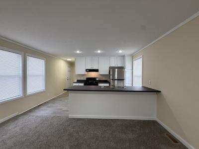 Photo 4 of 21 of home located at 10694  East St Rt 762, #73 #73M Lockbourne, OH 43137