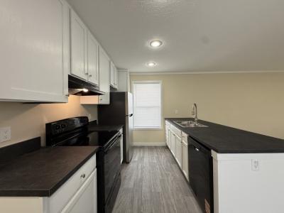 Photo 5 of 21 of home located at 10694  East St Rt 762, #73 #73M Lockbourne, OH 43137