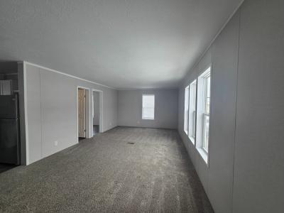 Mobile Home at 725 Oak Ln. Lot B40 Columbus, MI 48063