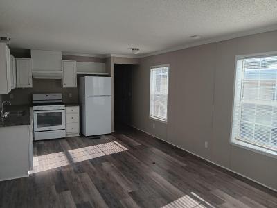 Mobile Home at 422 Carriage Lane Estate Streator, IL 61364