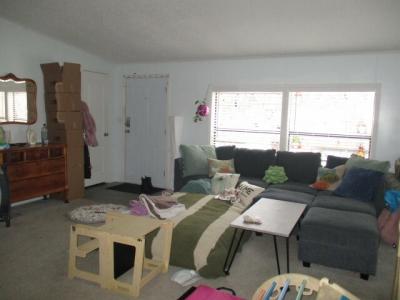 Photo 4 of 16 of home located at 300 Marquette Ct E Rochester Hills, MI 46307