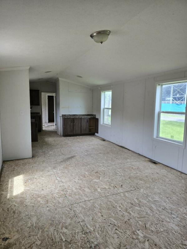 2020 Commodore  Home