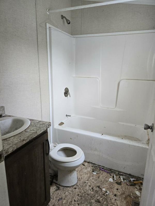 2020 Commodore  Home