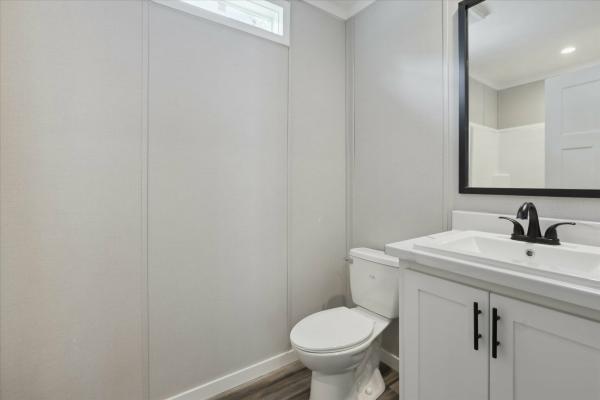 2025 Champion 2876  Home