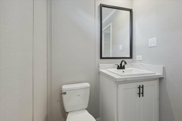 2025 Champion 2876  Home