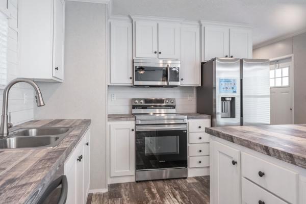 Photo 1 of 2 of home located at 109 Culver Rd. Columbia, TN 38401