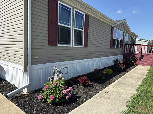 Photo 1 of 2 of home located at 1513 E. Jessica Muncie, IN 47302