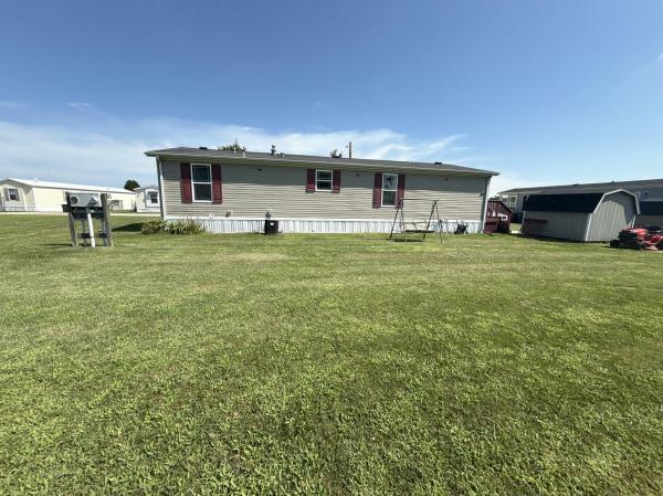 2013 CHAMPION 64 FORTUNE GOLD STAR  Home