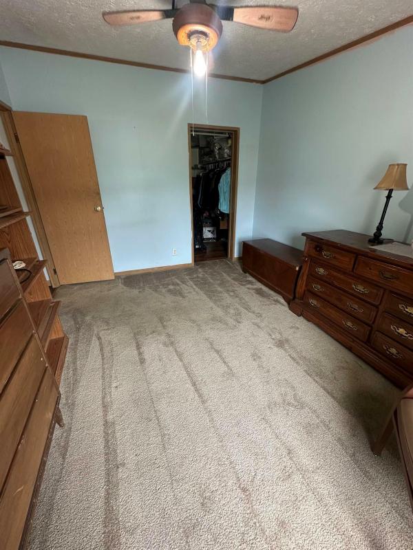 2000 REDMAN 143  Home