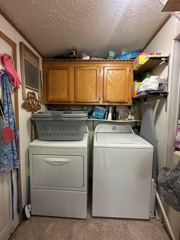 2000 REDMAN 143  Home