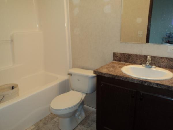 2014 EAGLE RIVER 81 70S800336FT Mobile Home