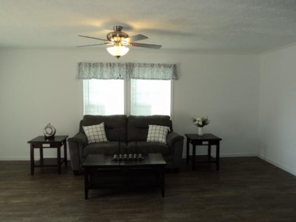 2025 Champion H27 NWDSA25209 Mobile Home