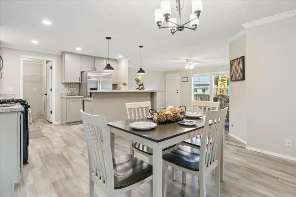 2025 Adventure 15 Mojave 2852-1  Home