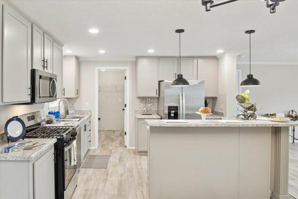 2025 Adventure 15 Mojave 2852-1  Home